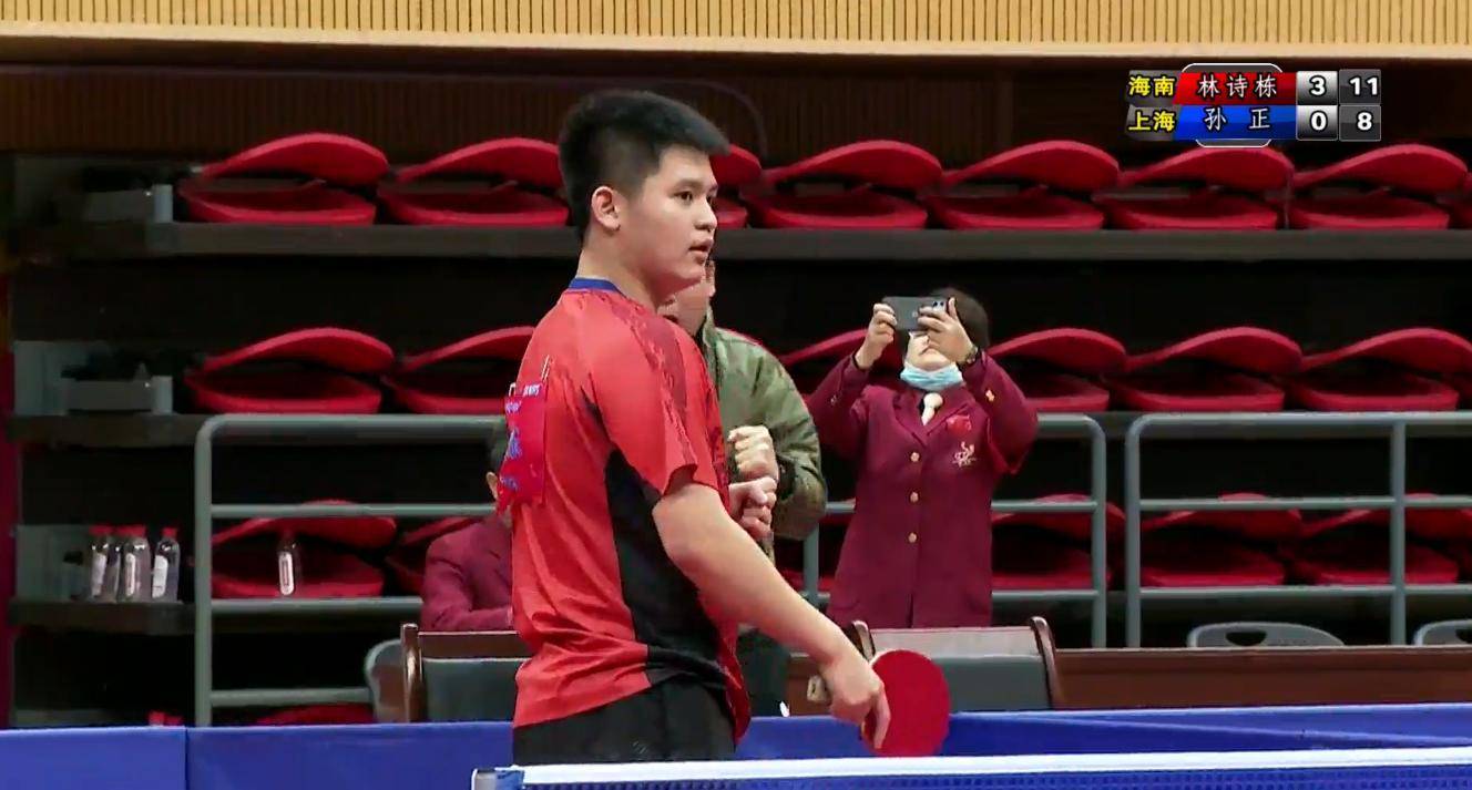 在比赛的半 在比赛的半